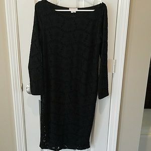 Ingrid & Isabel black lace maternity dress